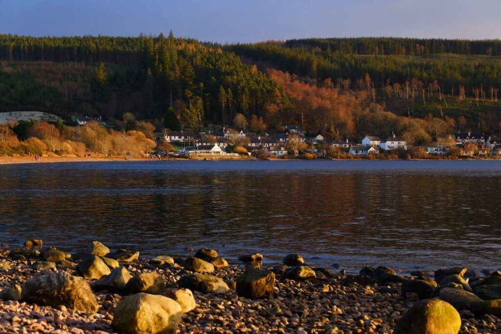 Dores Beach