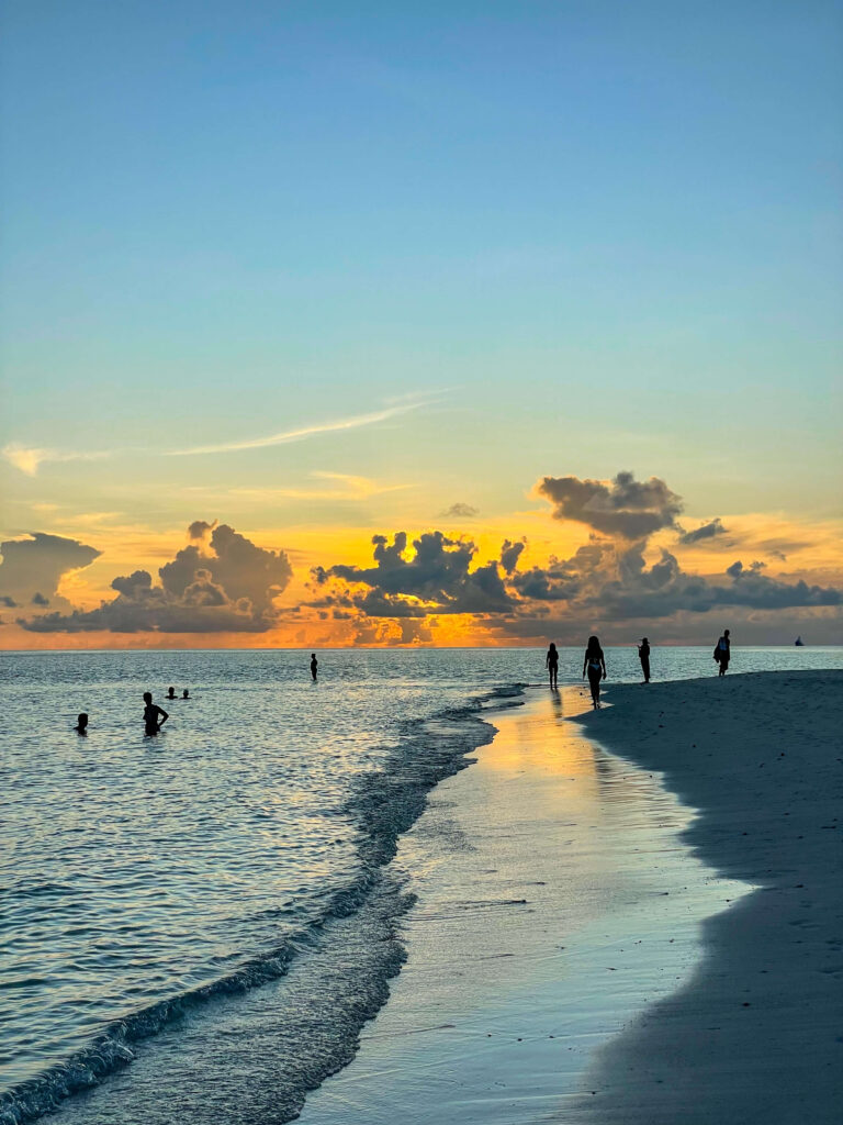 Omadhoo Sunset