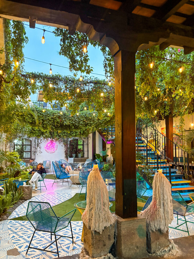 How To Choose A Hostel Over 30
