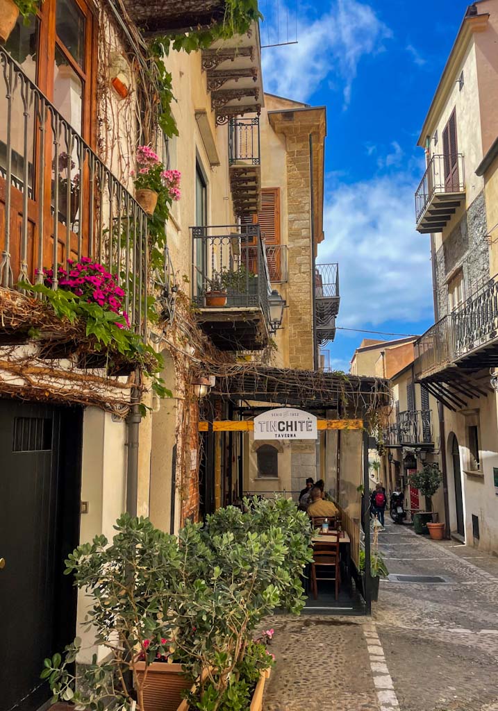Restaurants in Cefalu